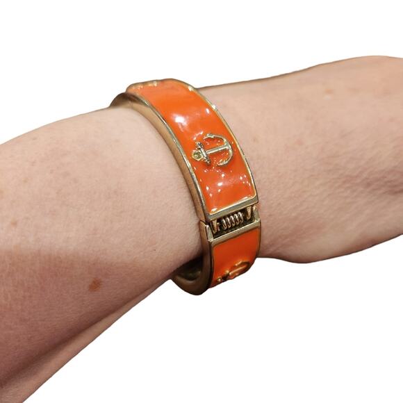 Necklace Assortment - Picture 4 of 8